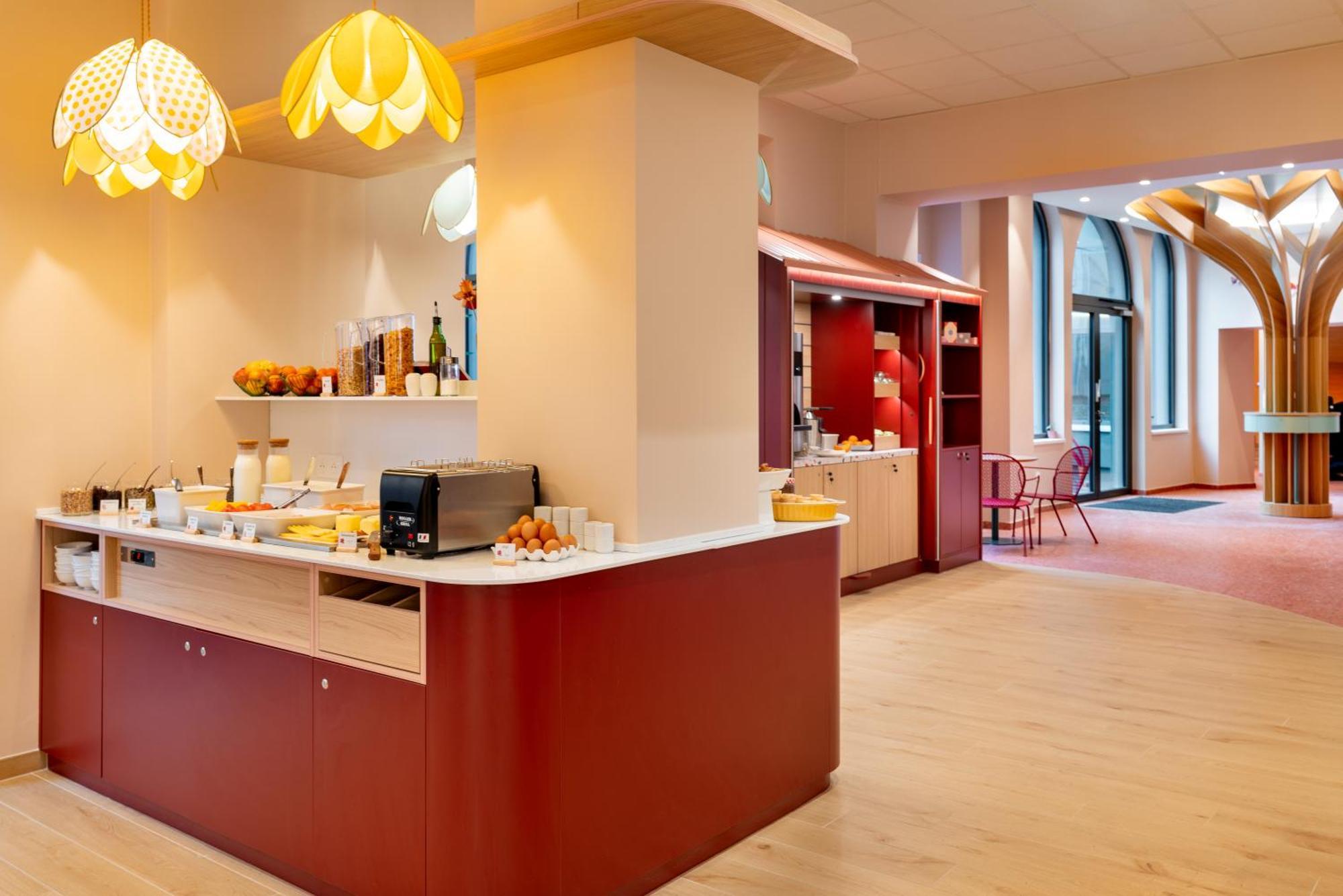 Ibis Styles Strasbourg Centre Republique Hotel Exterior photo