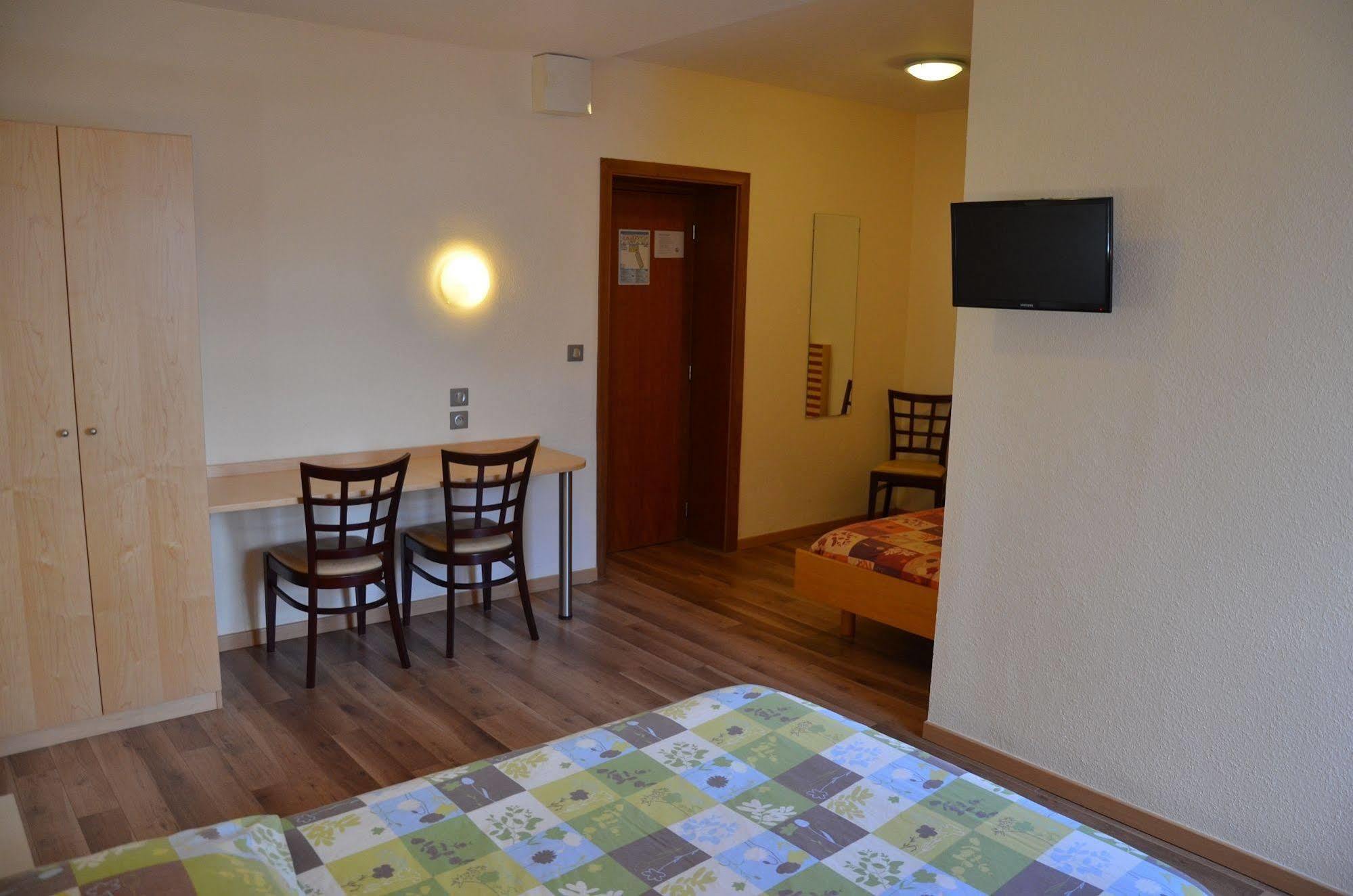 Ibis Styles Strasbourg Centre Republique Hotel Exterior photo